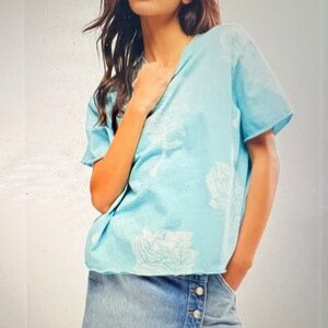 Gently Worn - We The Free - Painted Floral Oversized T-Shirt